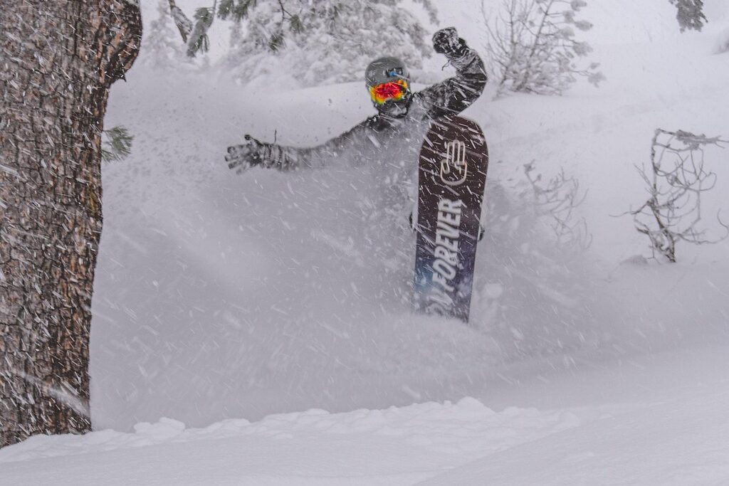 Can You Ride Powder with a Park Board?